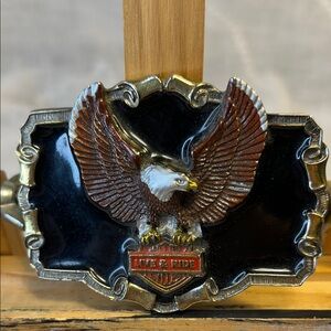 Harley-Davidson Live and Ride collectable belt buckle made in USA